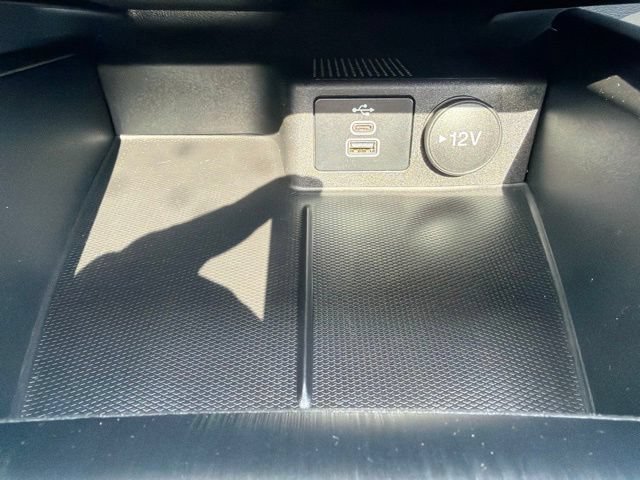 Certified 2024 Ford Escape ST-Line w/ Tech Pack #1 AWD/4WD image 21