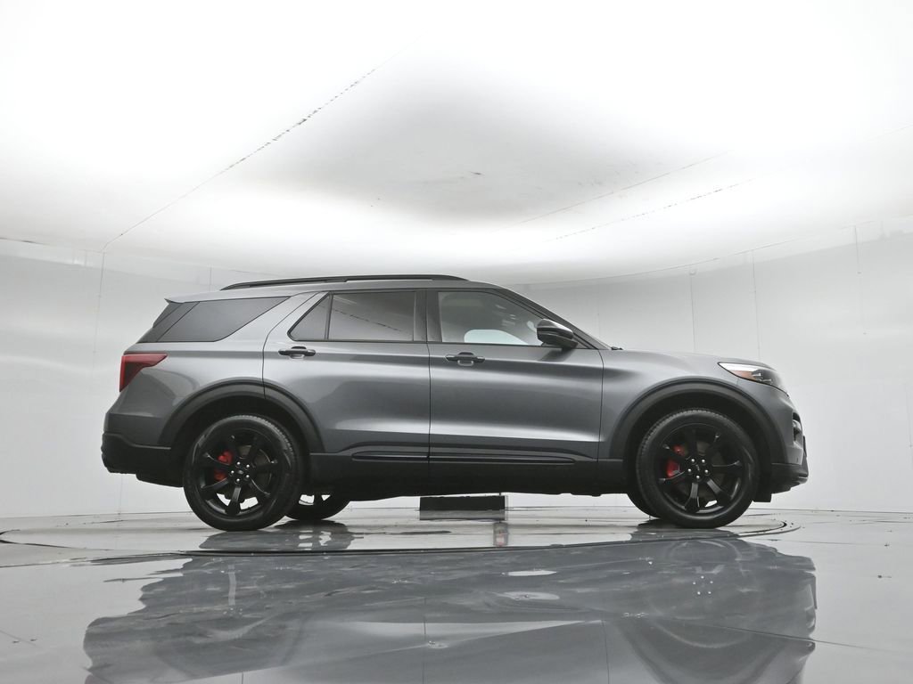 Certified 2023 Ford Explorer ST w/ Equipment Group 401A AWD/4WD image 57