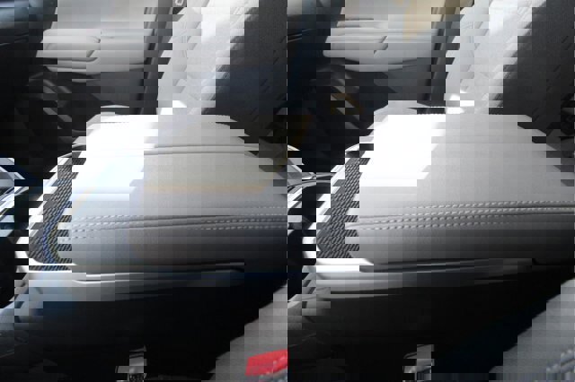 Used 2025 GMC Terrain Elevation w/ Black Edition image 24