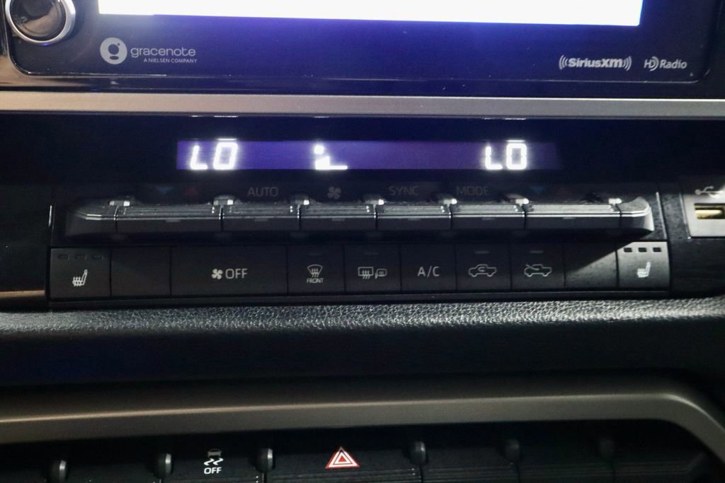 Used 2022 Toyota Tundra SR5 w/ SR5 Premium Package image 30