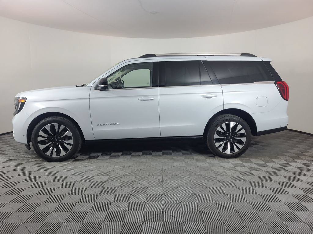 Certified 2025 Ford Expedition Platinum w/ Driver's Package AWD/4WD image 6