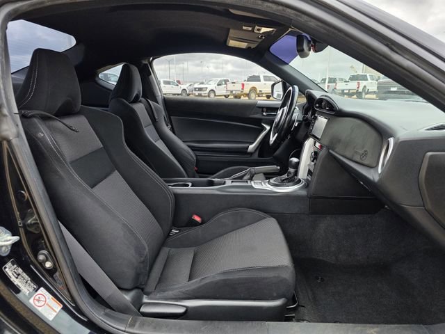 Used 2018 Toyota 86 Base image 23