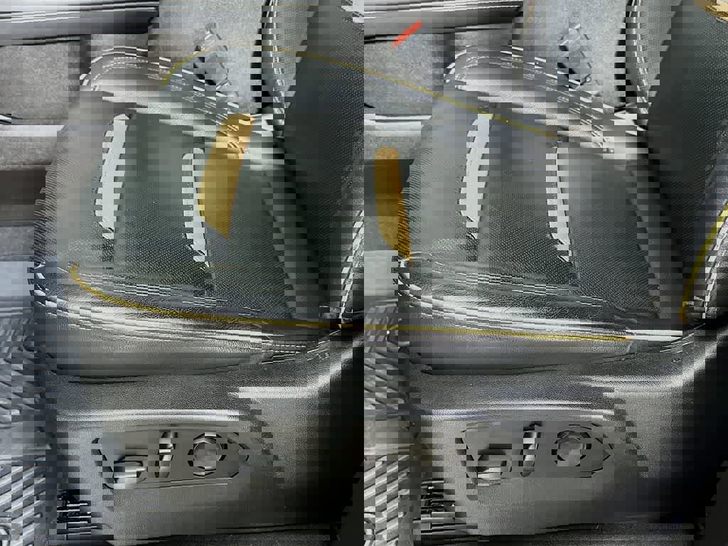 Used 2021 GMC Yukon AT4 image 31