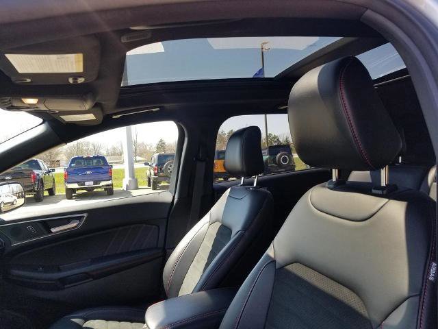 Certified 2023 Ford Edge ST-Line AWD/4WD image 13