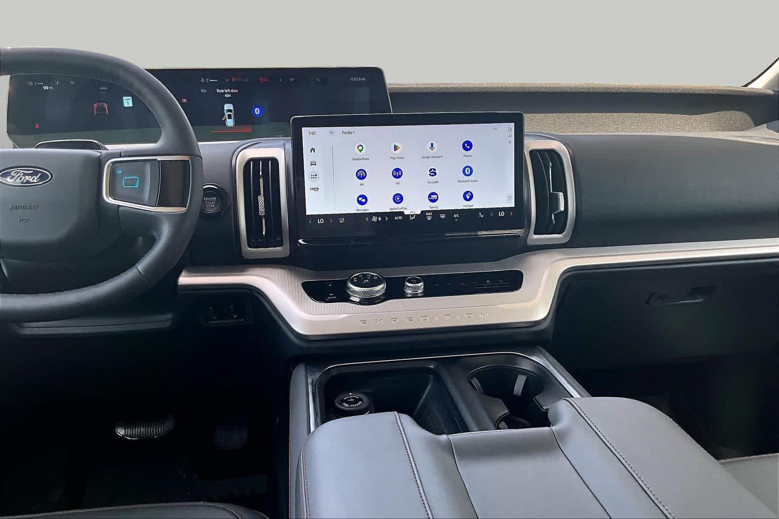 Certified 2025 Ford Expedition Active AWD/4WD image 9