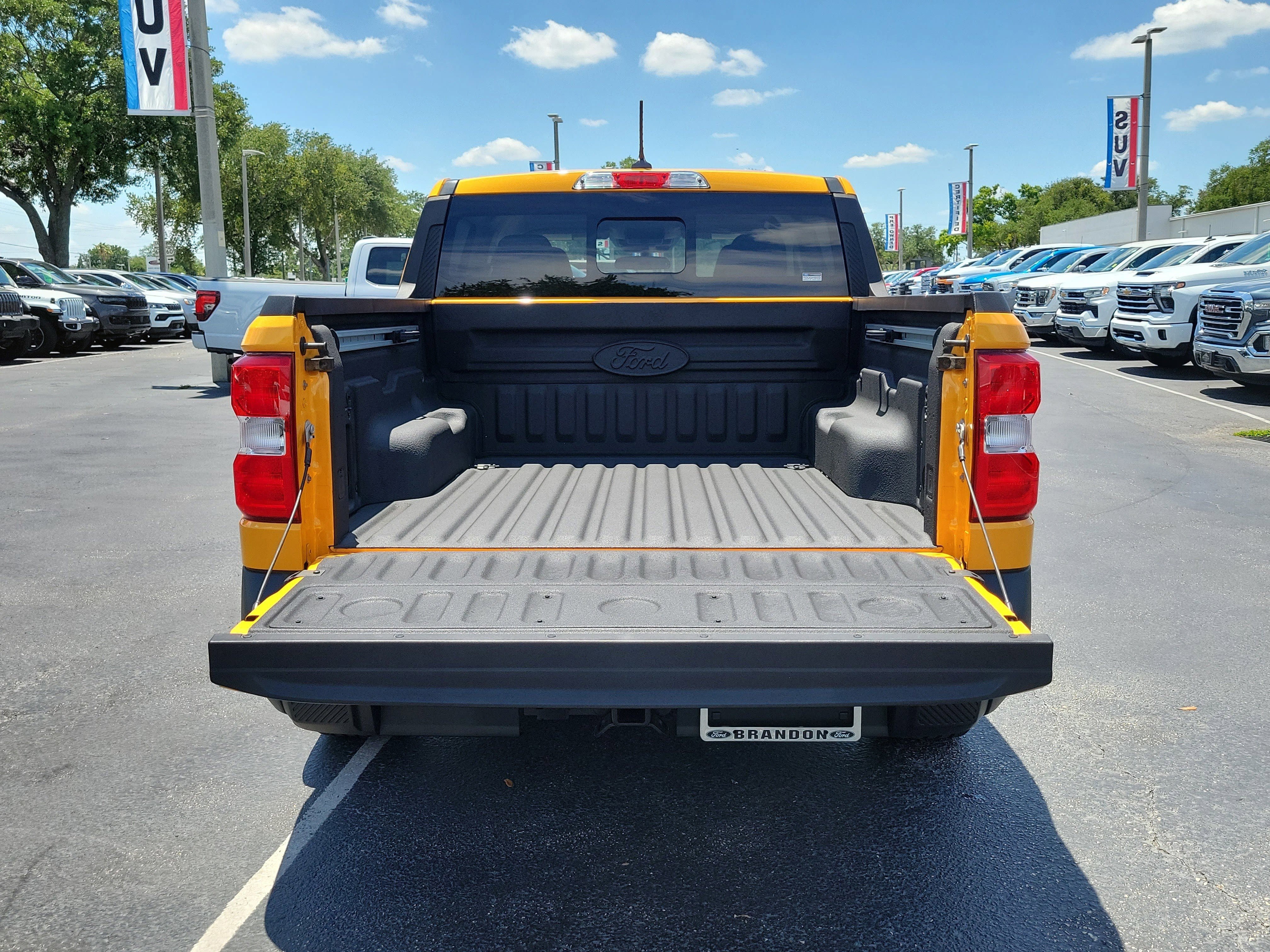 Certified 2022 Ford Maverick Lariat w/ Lariat Luxury Package AWD/4WD image 9