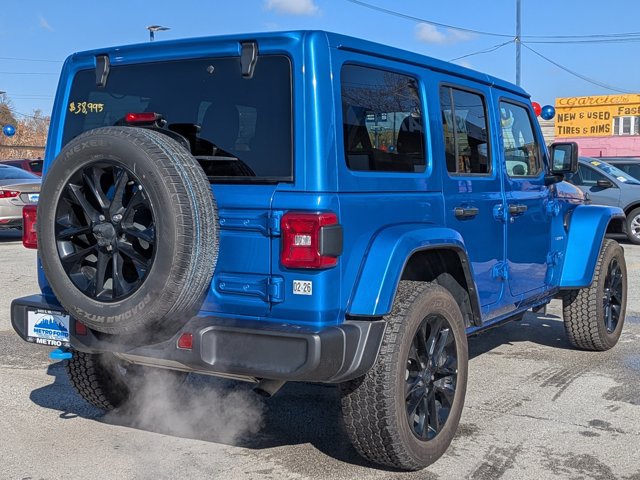 Used 2024 Jeep Wrangler Unlimited Sahara AWD/4WD image 4