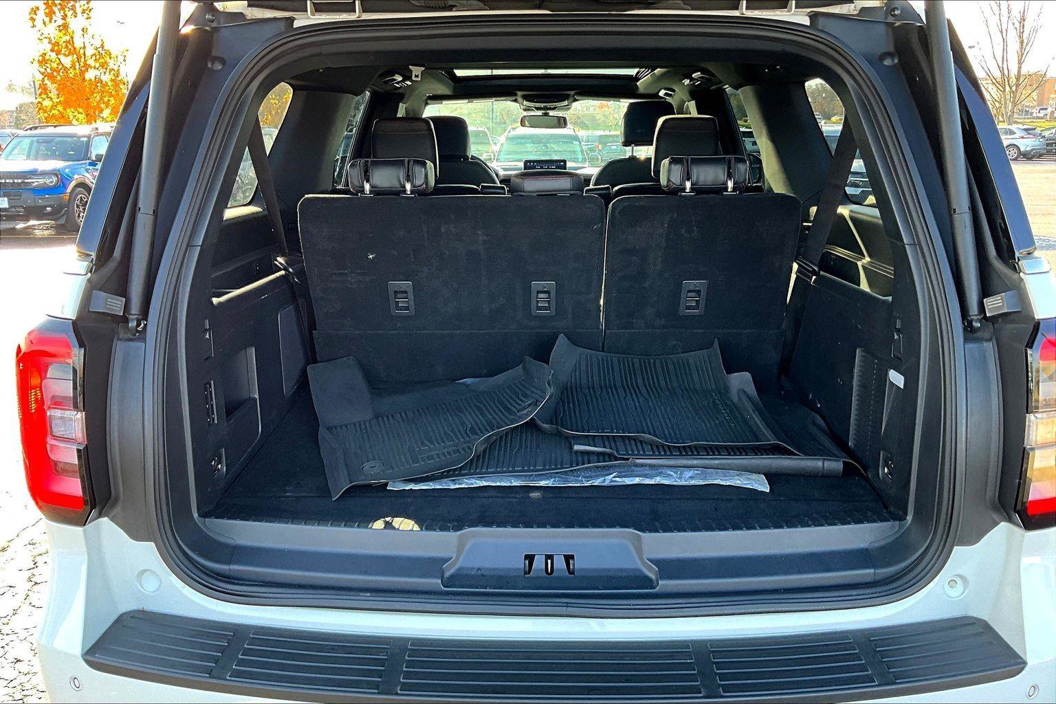 Certified 2022 Ford Expedition Max Limited image 19