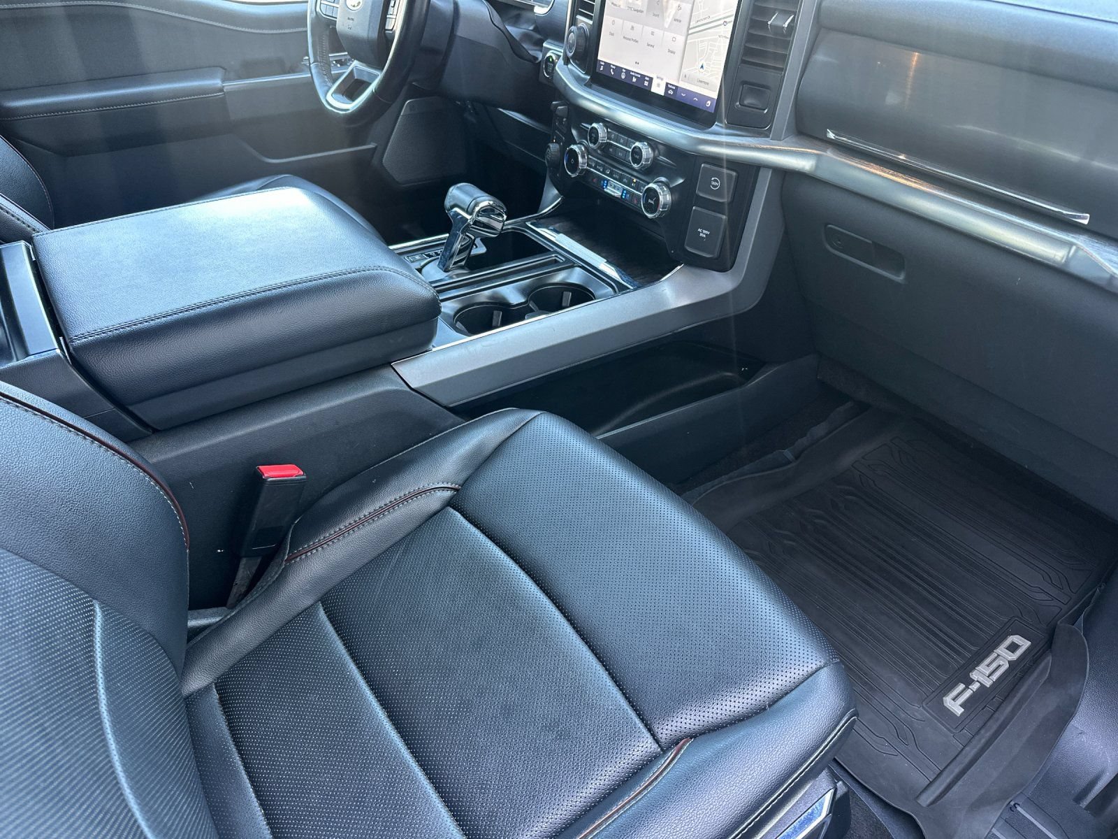 Certified 2023 Ford F150 Lariat w/ Trailer Tow Package AWD/4WD image 16