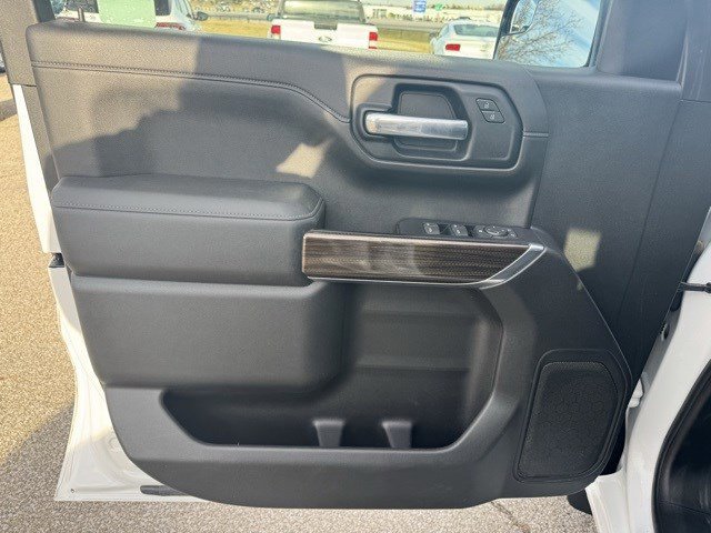 Used 2019 Chevrolet Silverado 1500 LT w/ All-Star Edition image 10