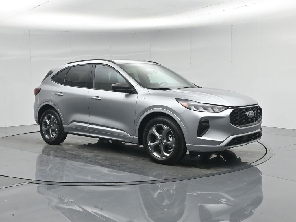 Certified 2024 Ford Escape ST-Line w/ Cold Weather Package image 2