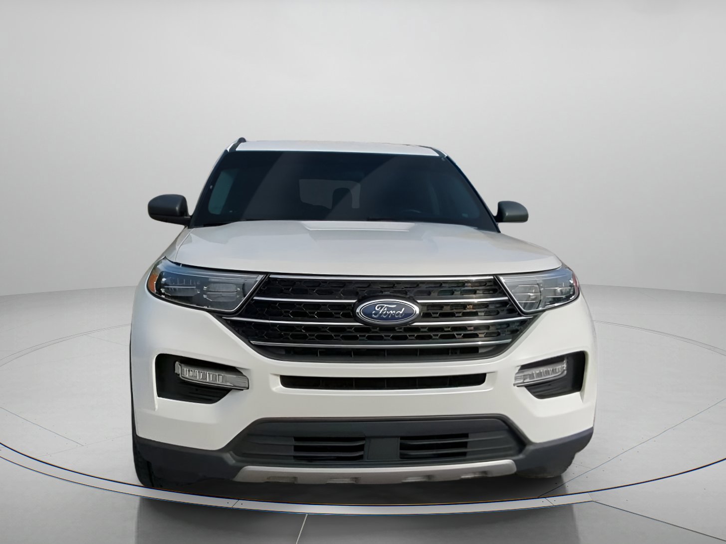 Certified 2020 Ford Explorer XLT w/ Equipment Group 202A image 32