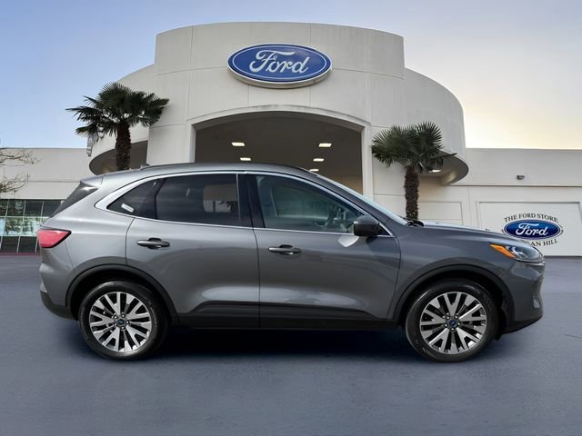 Certified 2022 Ford Escape Titanium w/ Class II Trailer Tow Package image 2