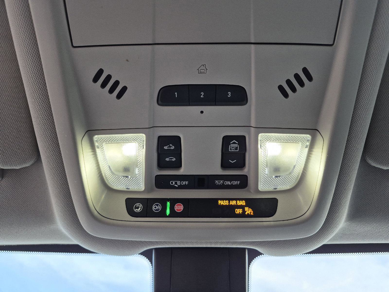 Used 2024 GMC Terrain Denali w/ Denali Premium Package image 22