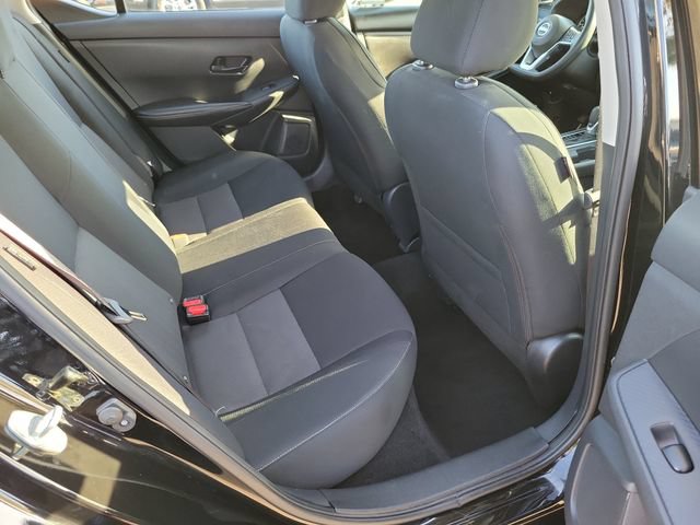 Used 2024 Nissan Sentra SV FWD image 18