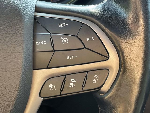 Used 2020 Jeep Grand Cherokee High Altitude AWD/4WD image 24