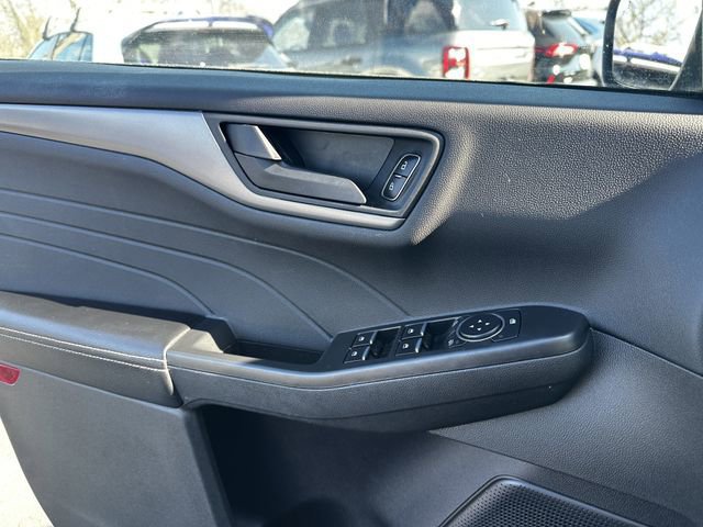 Certified 2024 Ford Escape Active image 32