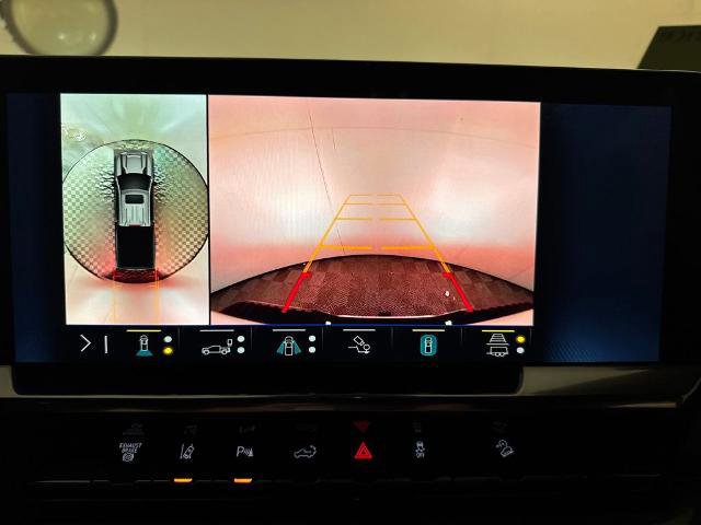 Used 2024 Chevrolet Silverado 2500 LTZ w/ LTZ Plus Package image 28