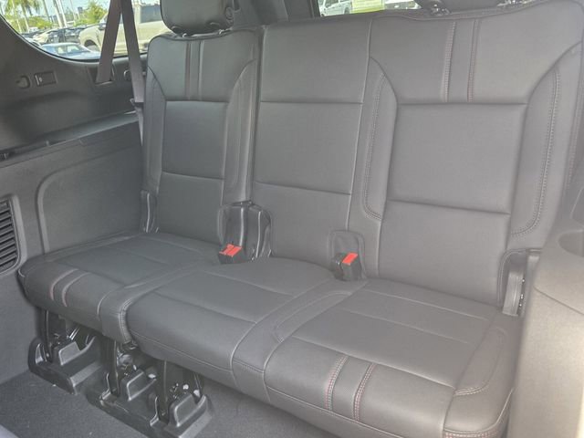 Used 2023 Chevrolet Suburban RST w/ Sport Performance Package AWD/4WD image 14