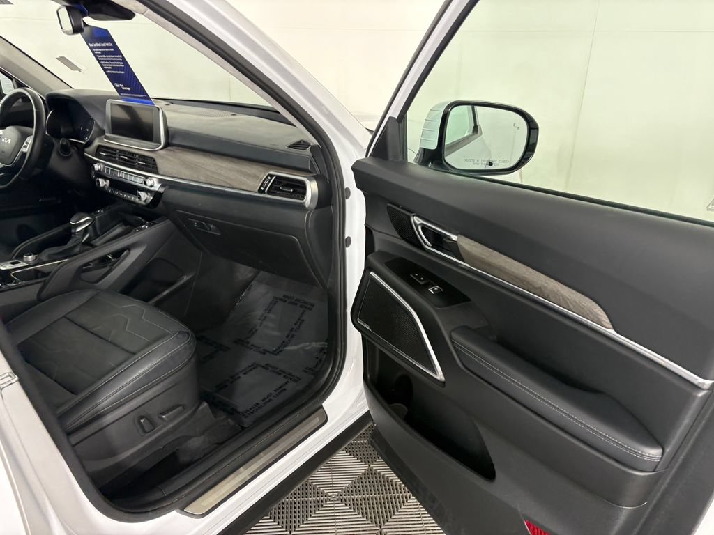 Used 2022 Kia Telluride SX w/ SX Prestige Package AWD/4WD image 40