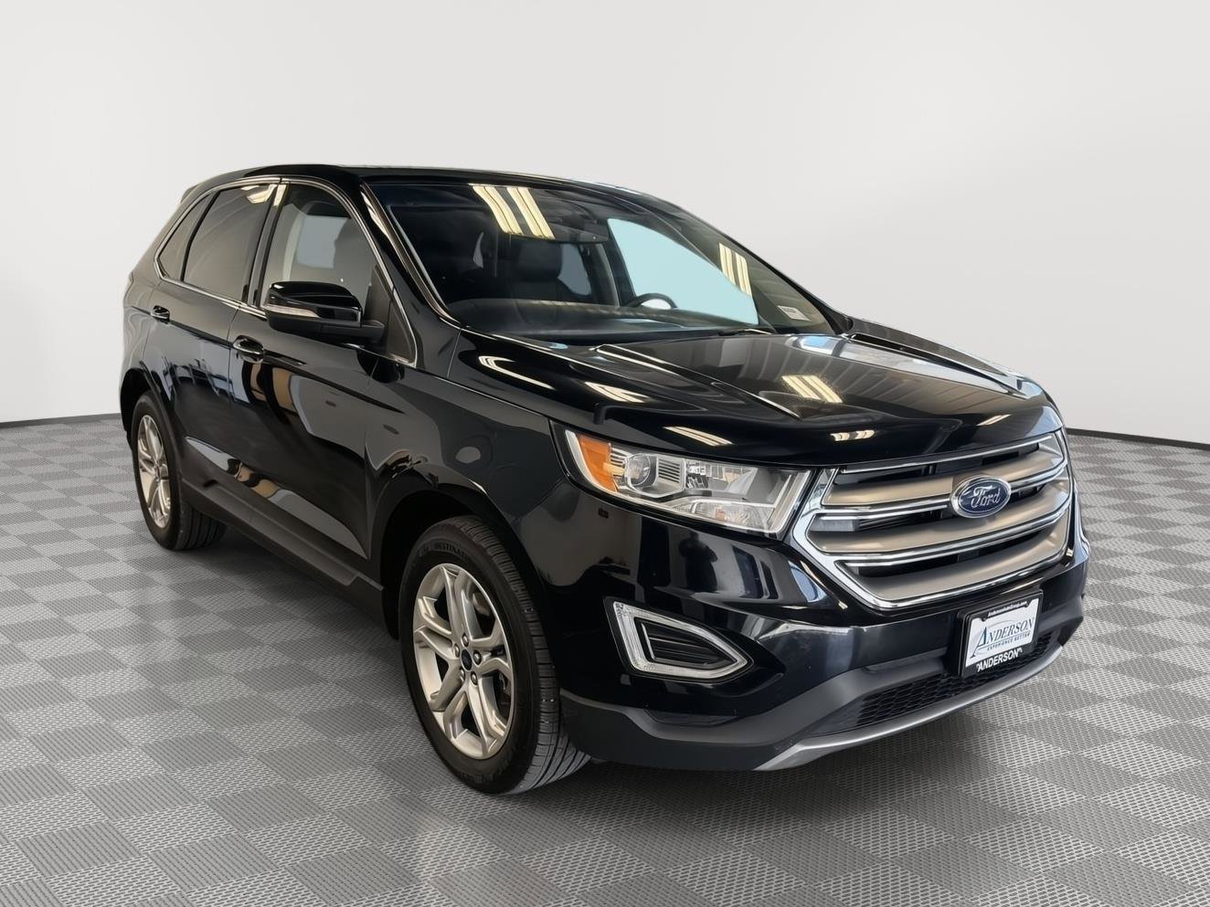 Certified 2017 Ford Edge Titanium w/ Equipment Group 301A image 5