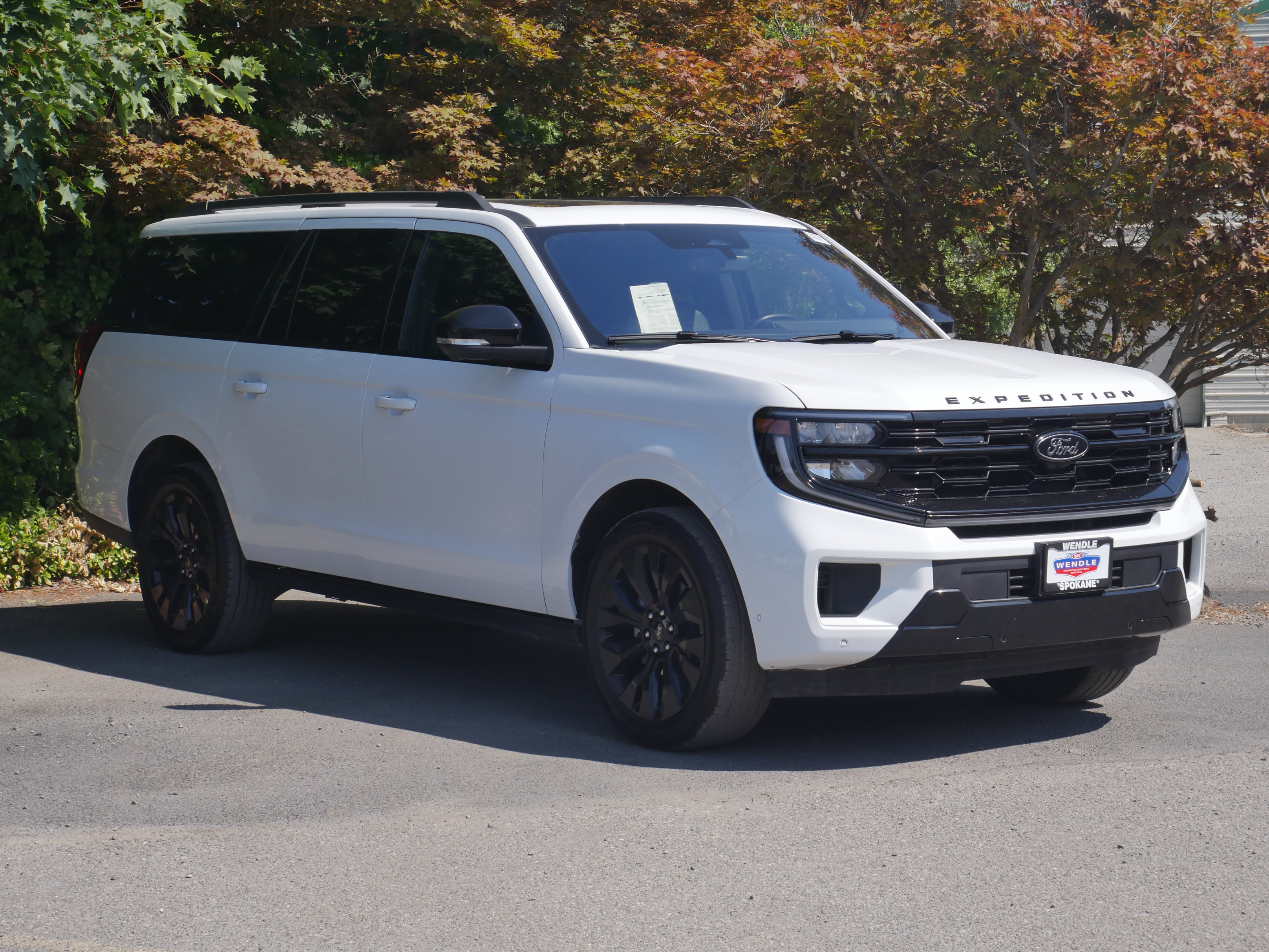 Certified 2025 Ford Expedition Max Platinum w/ Stealth Appearance Package AWD/4WD image 35