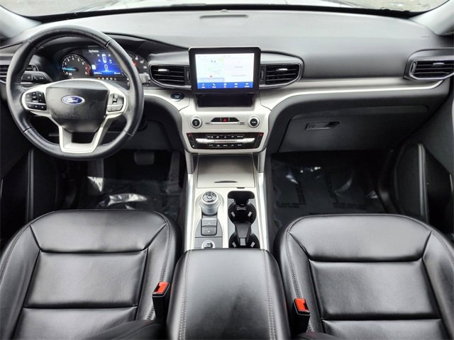 Certified 2022 Ford Explorer XLT w/ Equipment Group 202A image 12