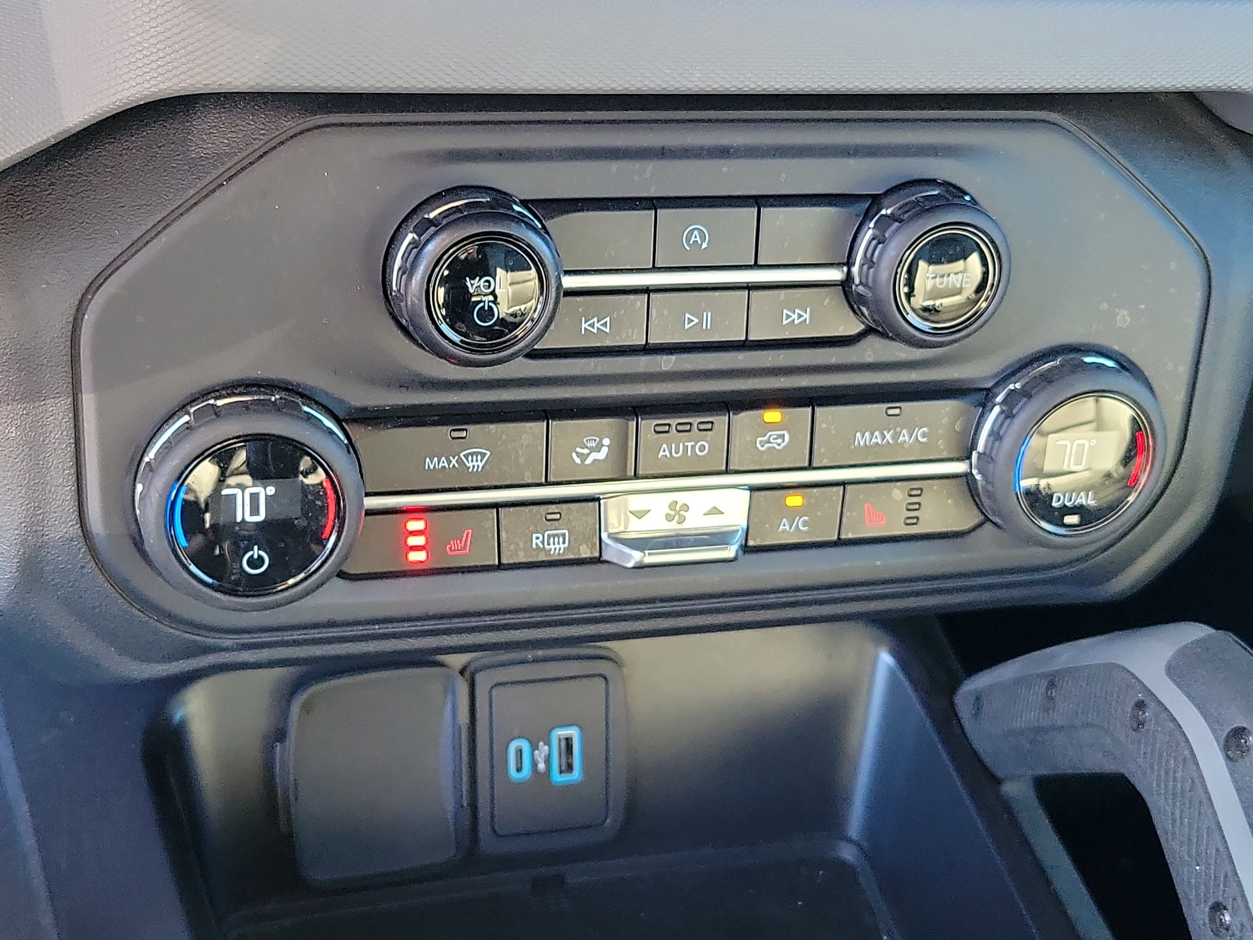 Certified 2024 Ford Bronco Big Bend AWD/4WD image 26
