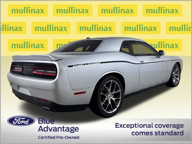 Used 2022 Dodge Challenger GT RWD image 4