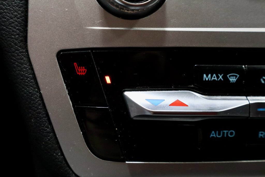 Certified 2022 Ford Explorer XLT image 11