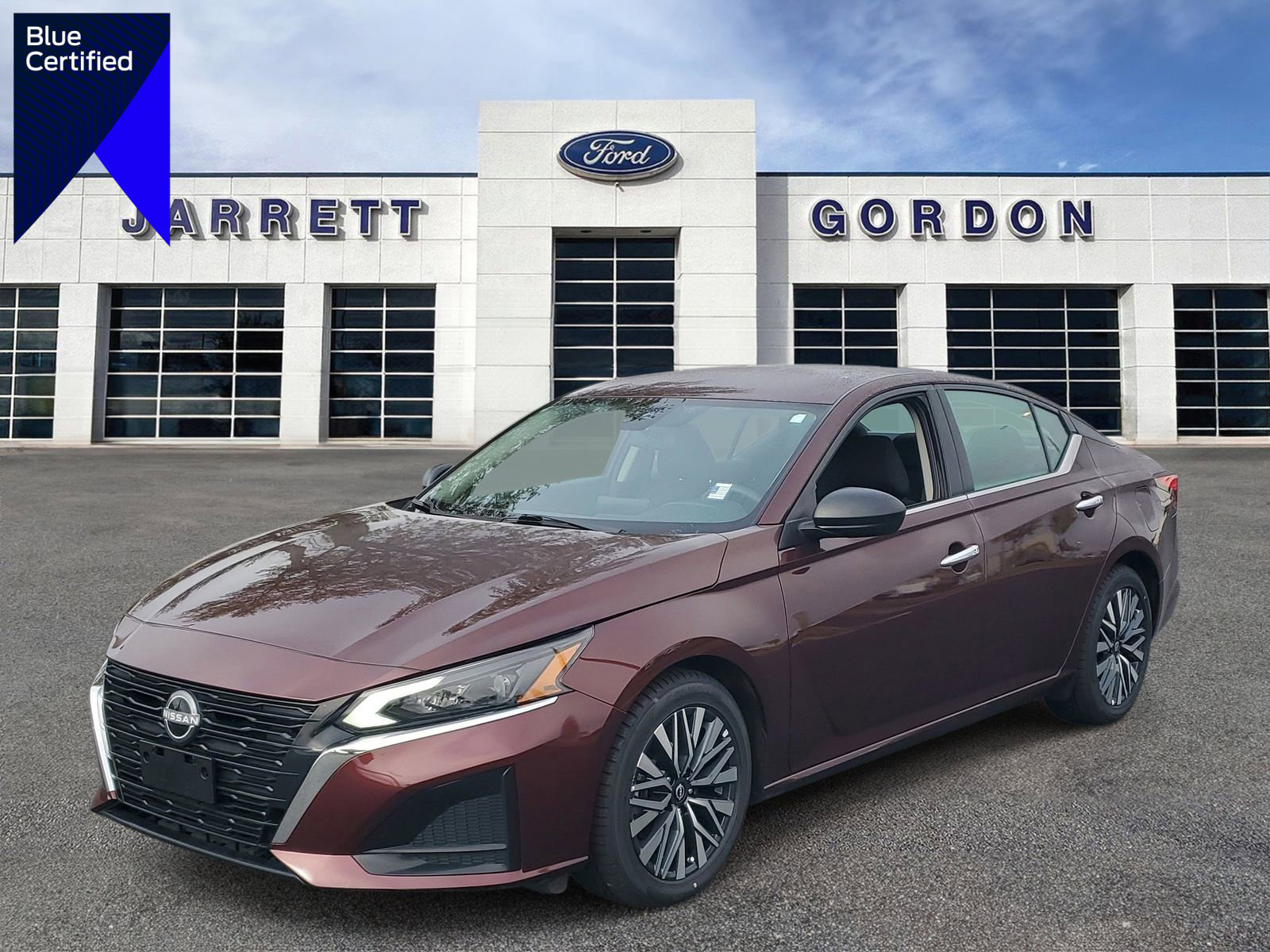 Used 2025 Nissan Altima 2.5 SV image 1