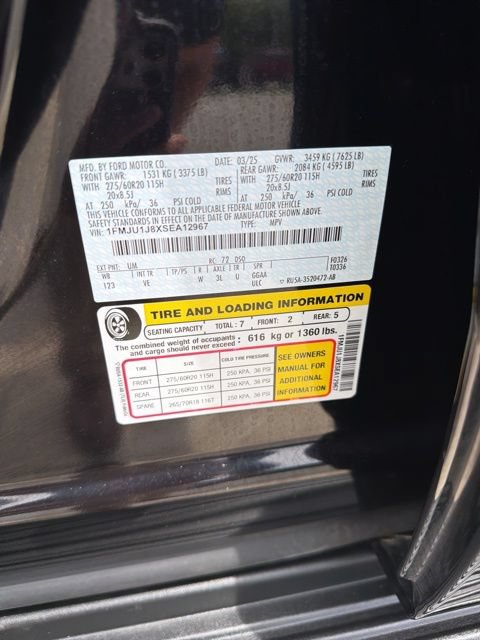 Certified 2025 Ford Expedition Active AWD/4WD image 25