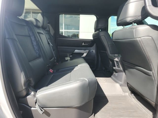 Used 2025 Toyota Tundra SR5 w/ SR5 Premium Package AWD/4WD image 17