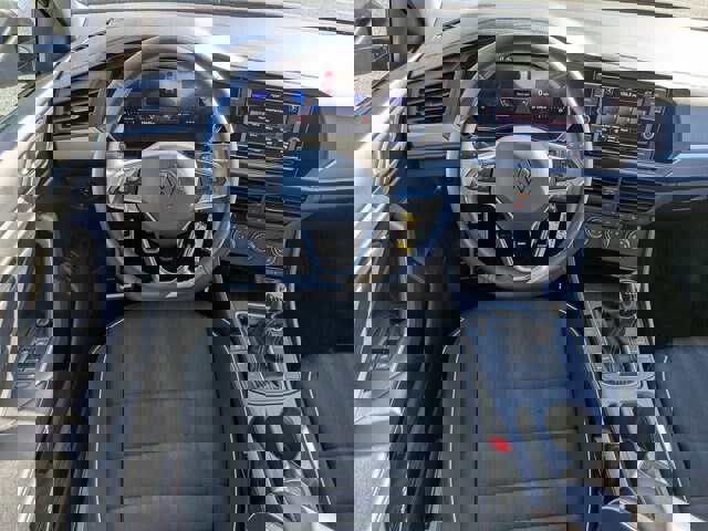 Used 2024 Volkswagen Jetta Sport image 28