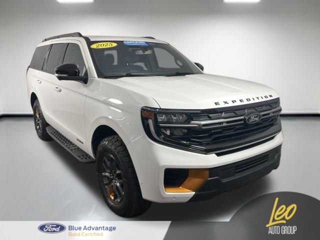 Certified 2025 Ford Expedition Tremor AWD/4WD image 9