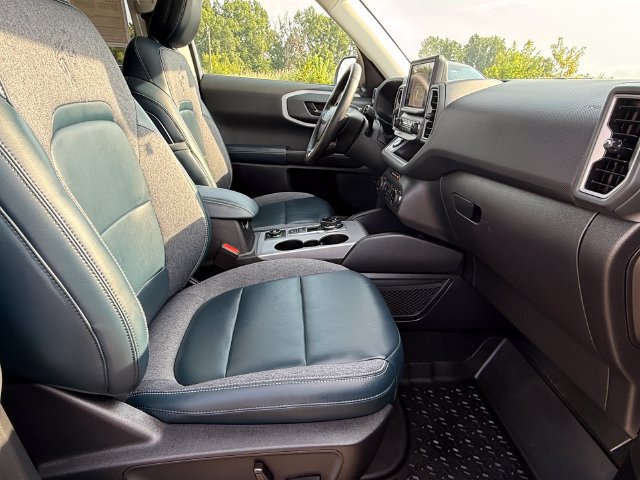 Certified 2024 Ford Bronco Sport Outer Banks w/ Tech Package AWD/4WD image 23