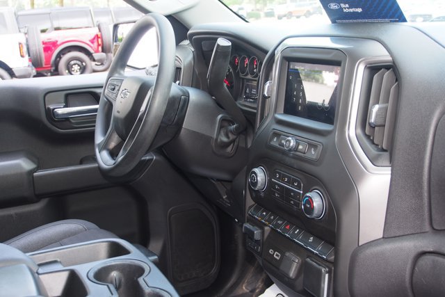 Used 2024 Chevrolet Silverado 1500 Custom Trail Boss w/ LPO, Dark Essentials Package AWD/4WD image 11