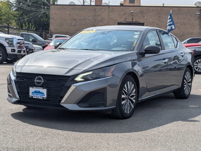 Used 2024 Nissan Altima 2.5 SV FWD image 8