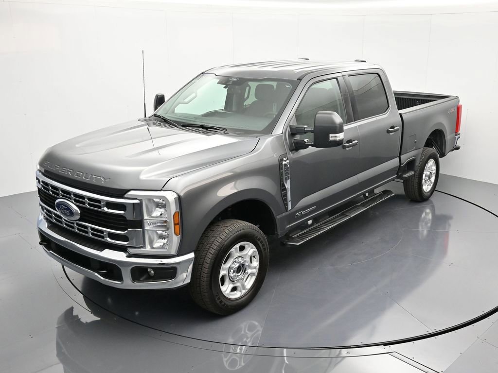 Certified 2025 Ford F250 XLT image 2