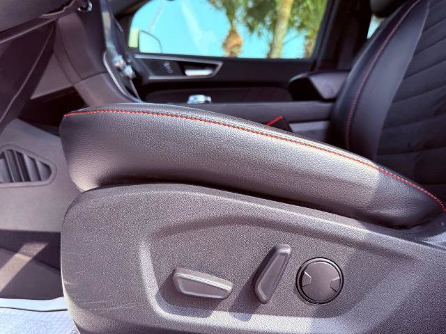 Certified 2024 Ford Edge ST-Line AWD/4WD image 21