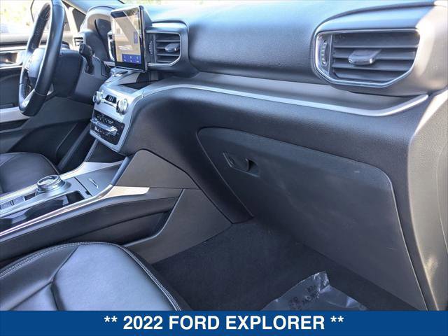 Certified 2022 Ford Explorer XLT w/ Equipment Group 202A image 22