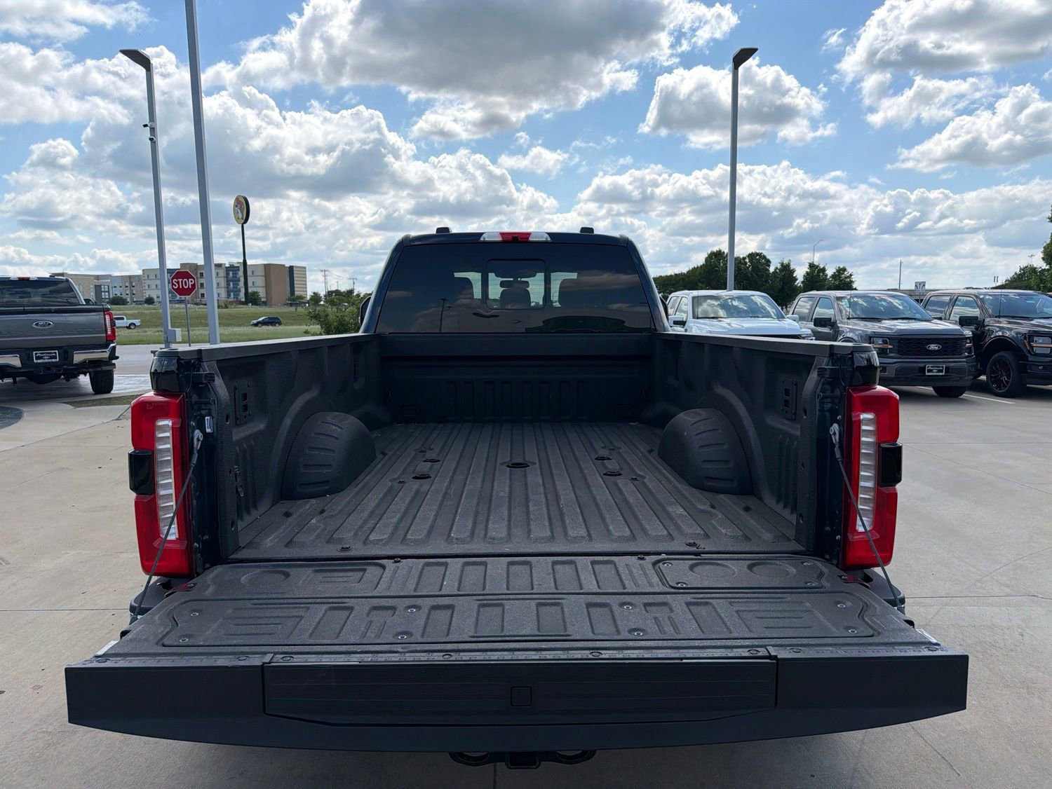Certified 2024 Ford F350 Lariat w/ FX4 Off-Road Package AWD/4WD image 4