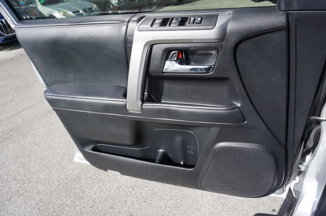 Used 2020 Toyota 4Runner SR5 image 27