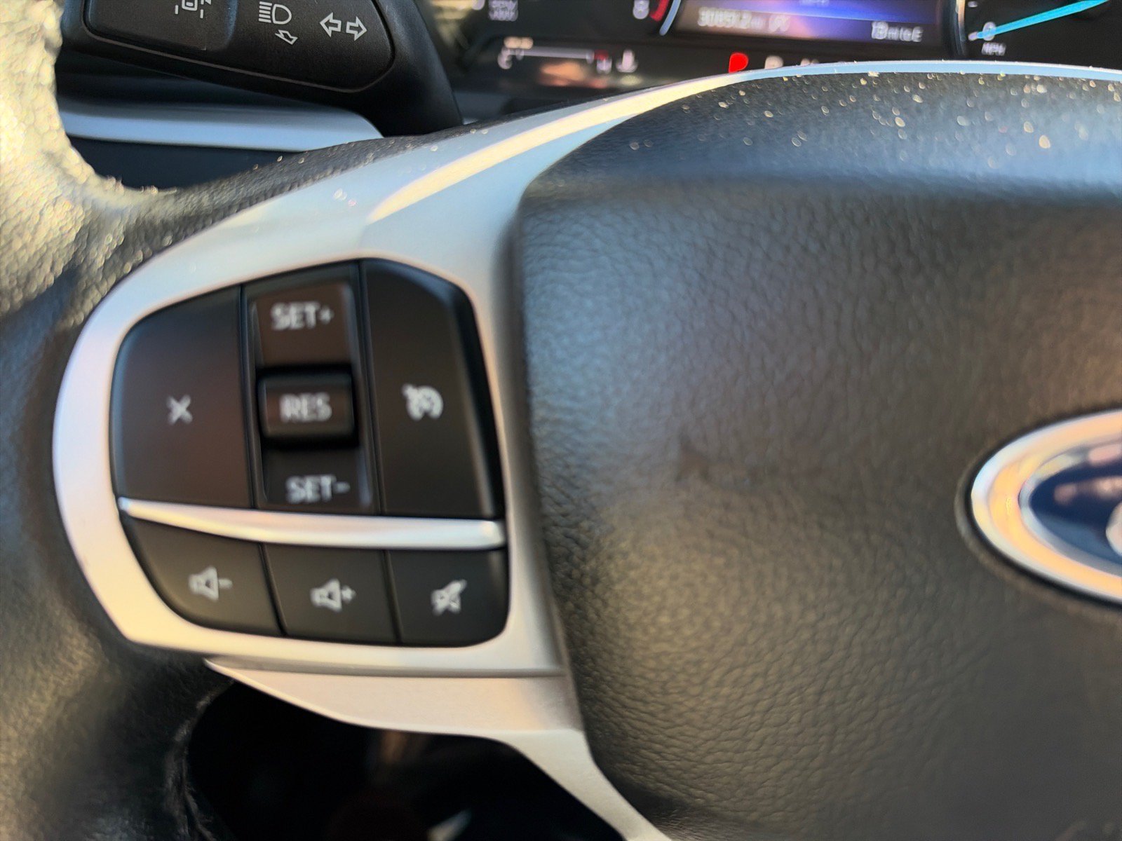 Certified 2023 Ford Explorer XLT AWD/4WD image 26