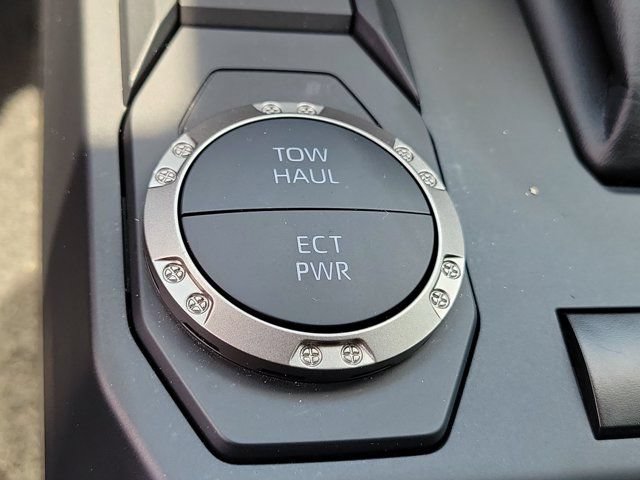 Used 2025 Toyota Tacoma SR5 RWD image 15