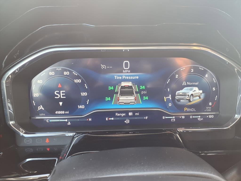 Used 2025 Chevrolet Silverado 1500 LT image 16