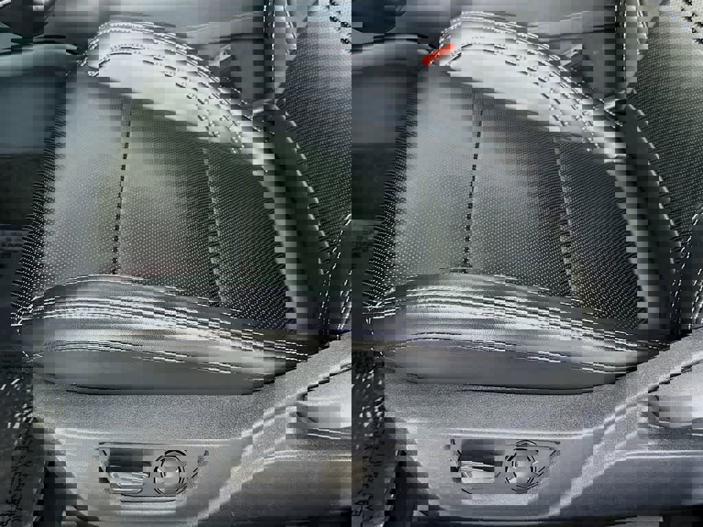 Certified 2024 Ford Mustang Premium image 27