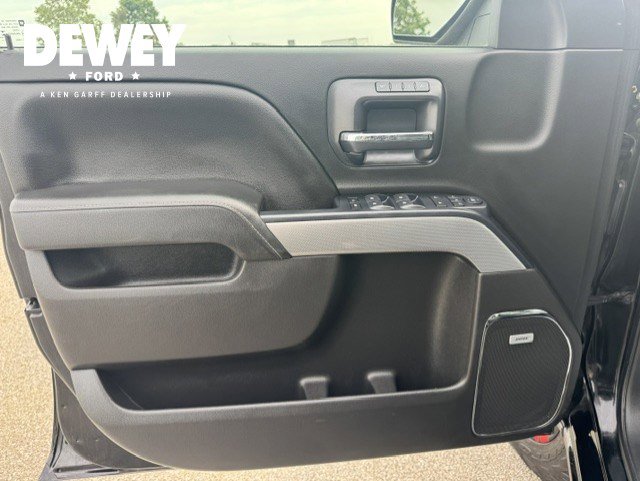 Used 2018 Chevrolet Silverado 1500 LTZ Z71 w/ Redline Edition AWD/4WD image 10