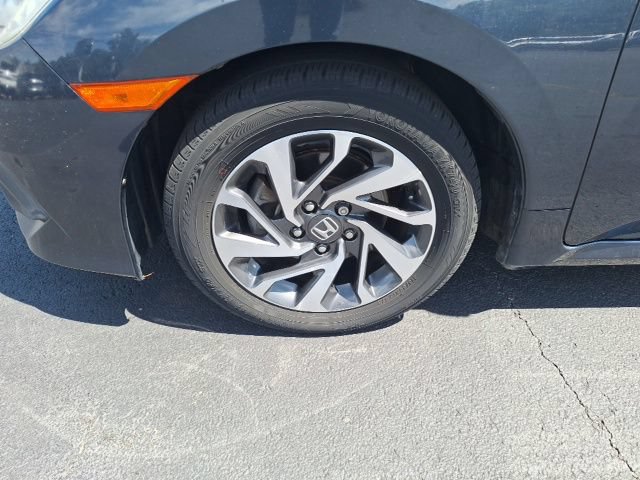 Used 2017 Honda Civic EX image 9