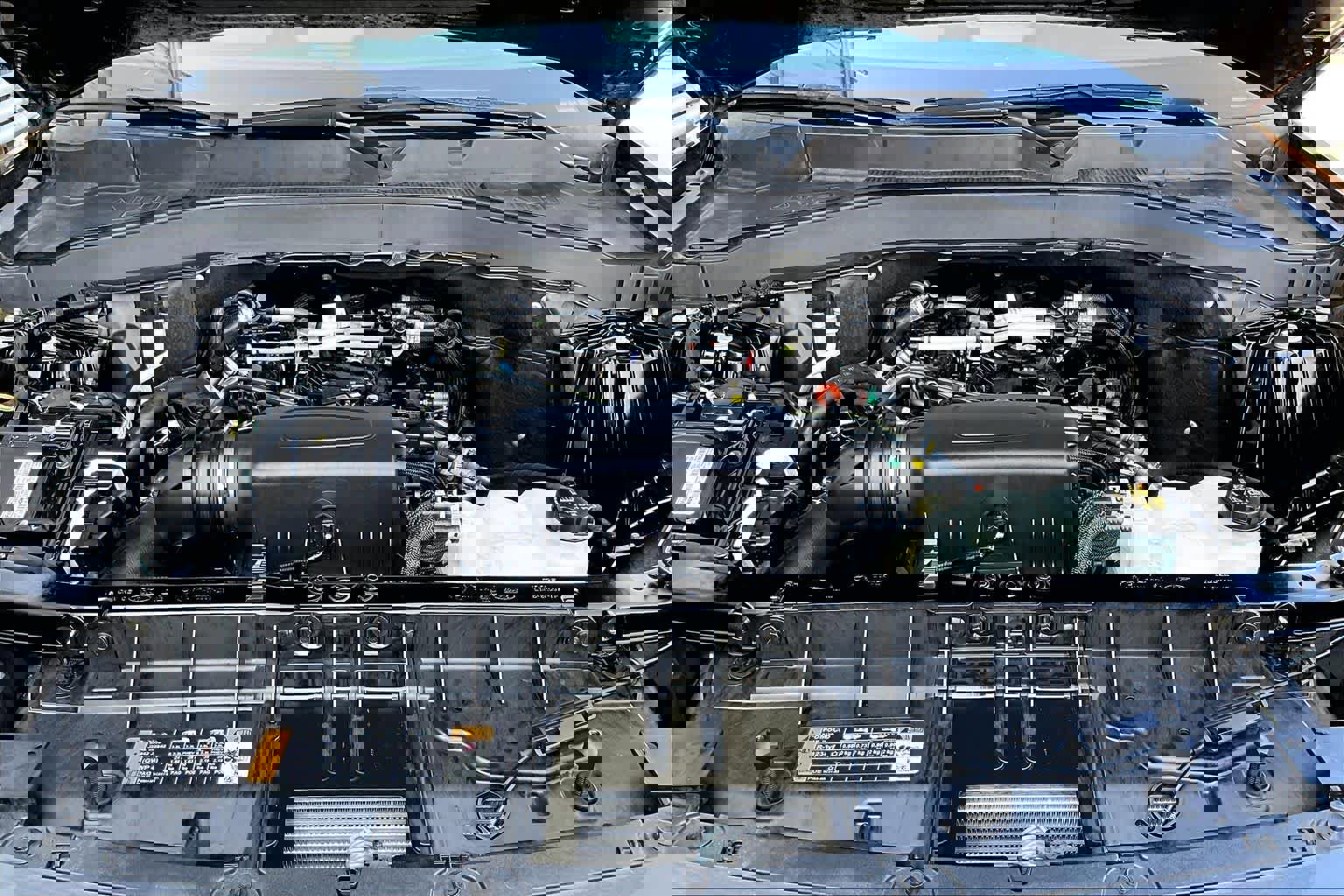 Certified 2022 Ford Explorer XLT w/ Equipment Group 202A image 33